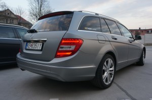 Mercedes C v priesvitnom matnom Plasti Dipe