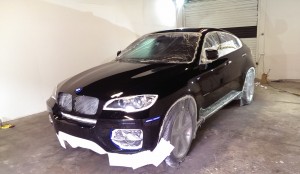 bmw-x6-pred-striekanim.jpg