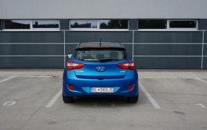 Hyundai-i30-plasti-dip-electric-blue8.JPG