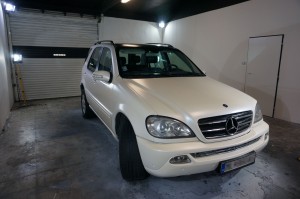 Mercedes-ML-biela-perlet-plasti-dip5.JPG